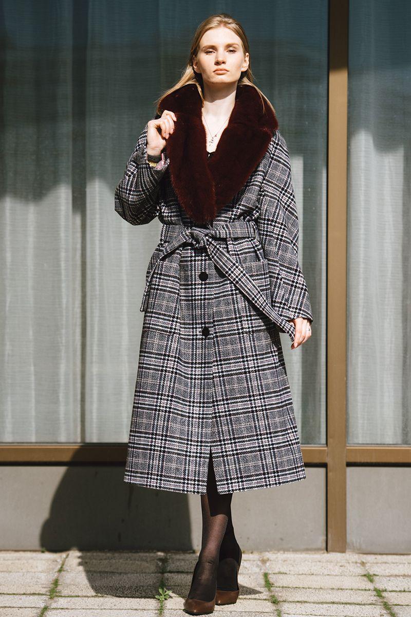 Шерстяное пальто с норкой фото