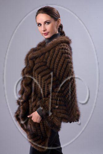 Вязаная накидка из норки фото