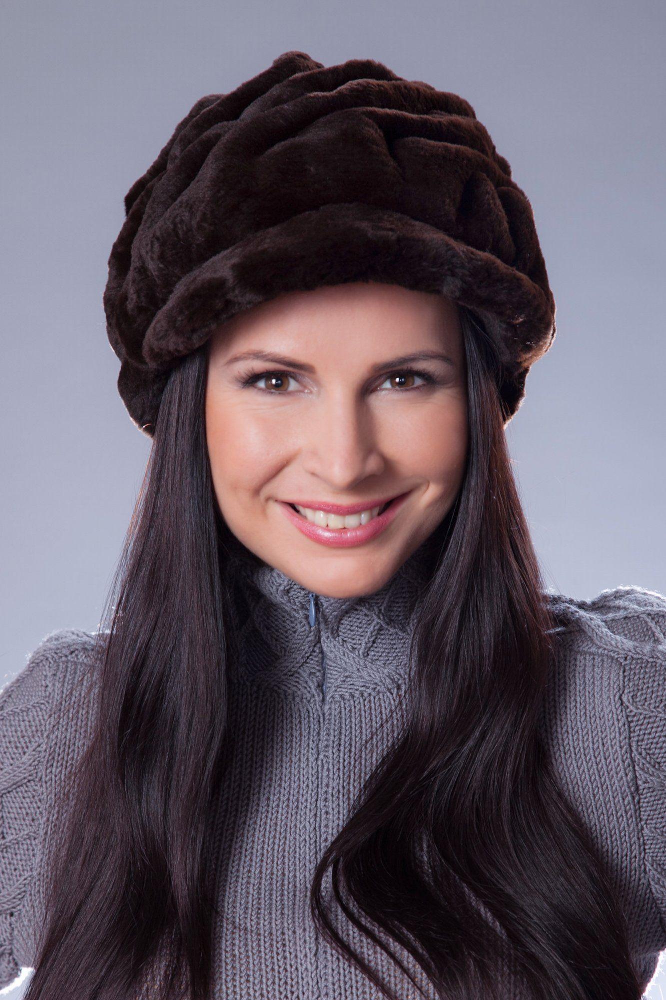 Головной убор из меха кролика фото