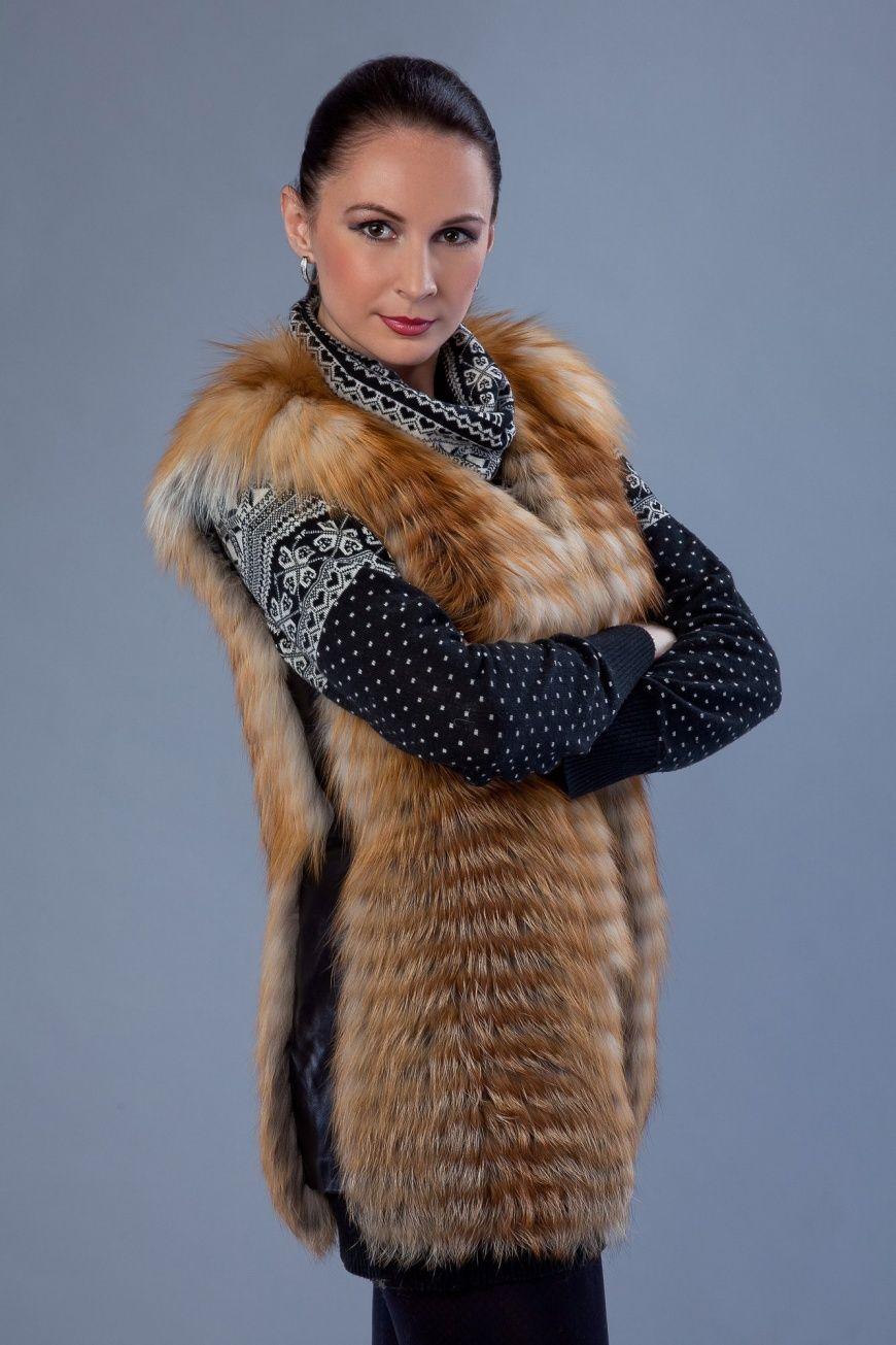 Меховой жилет из лисы фото
