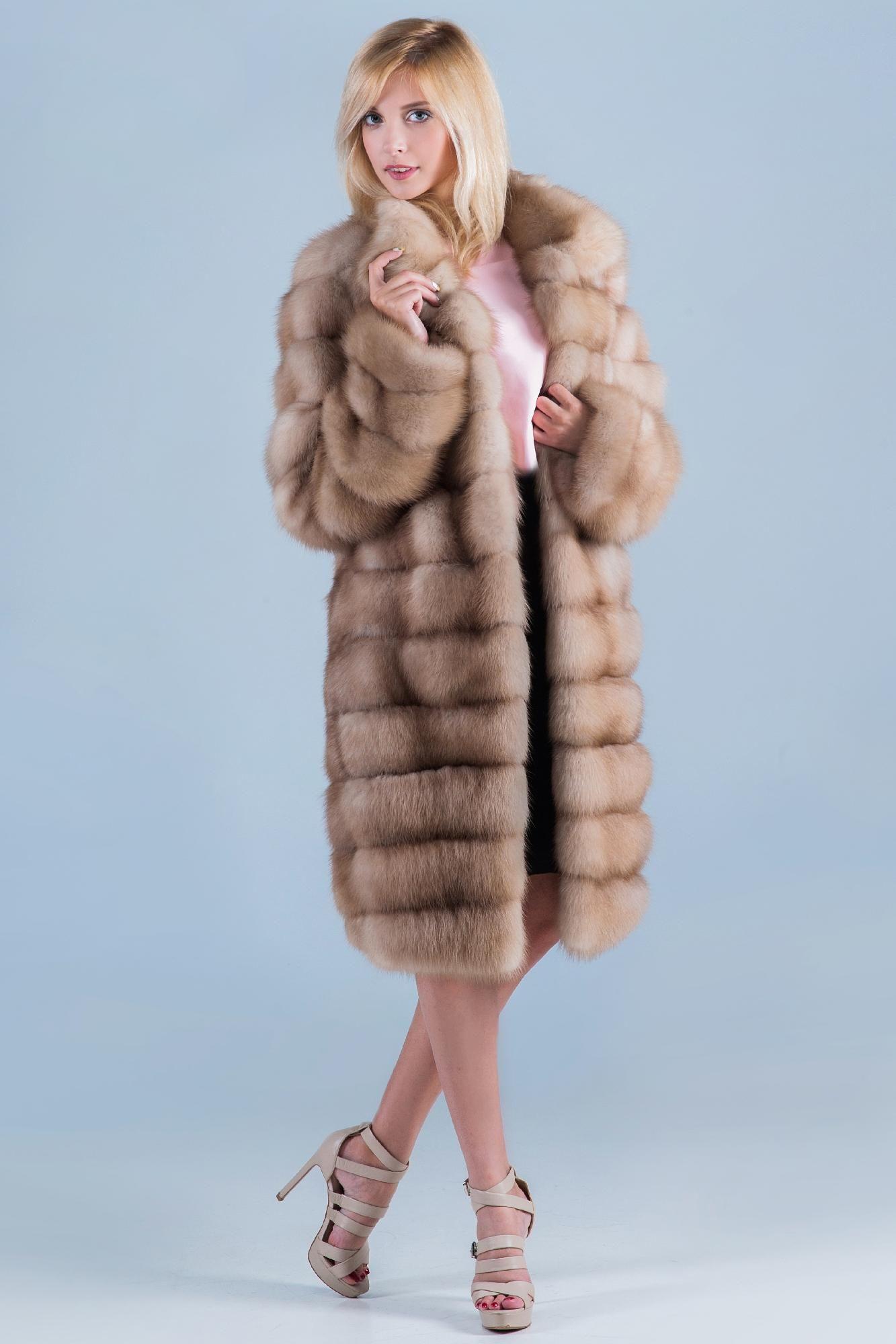 Шуба из меха  куницы фото