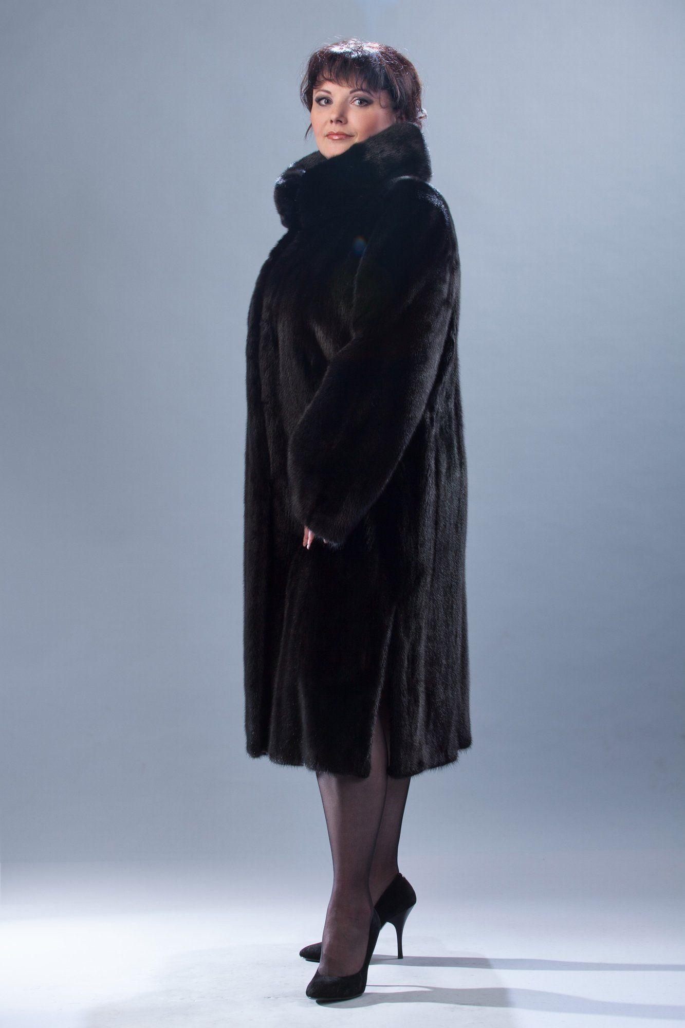Шуба из  норки с  воротником стойка фото