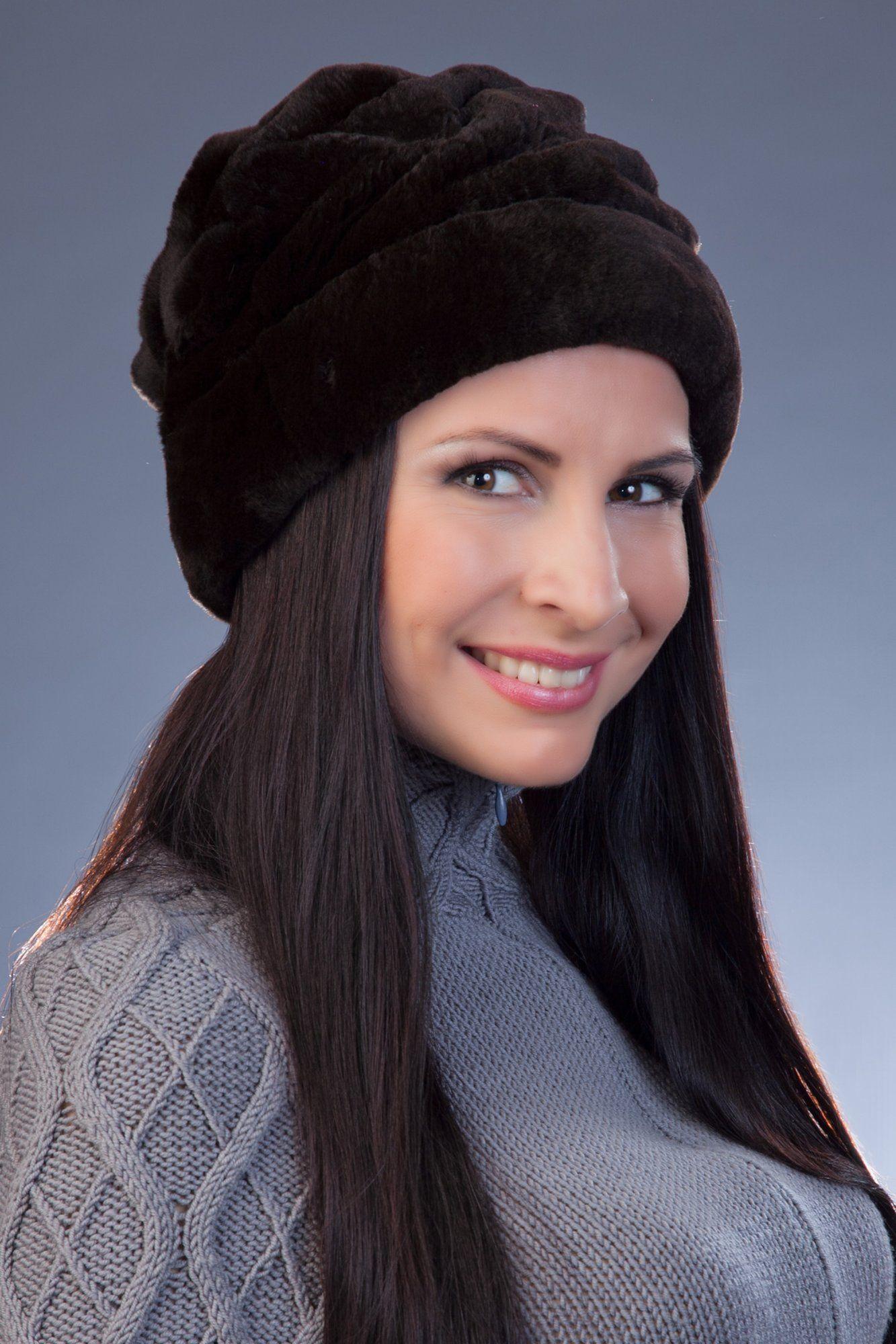 Головной убор из меха кролика фото