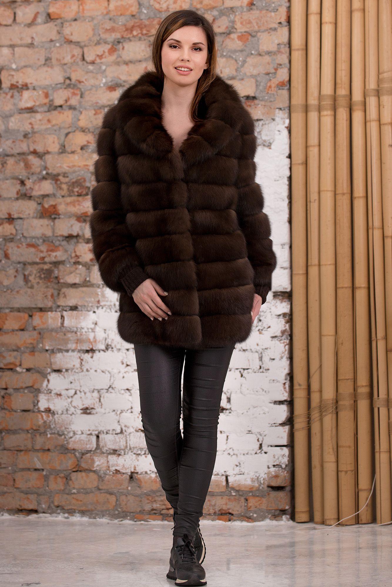 Шуба из меха соболя с воротником фото