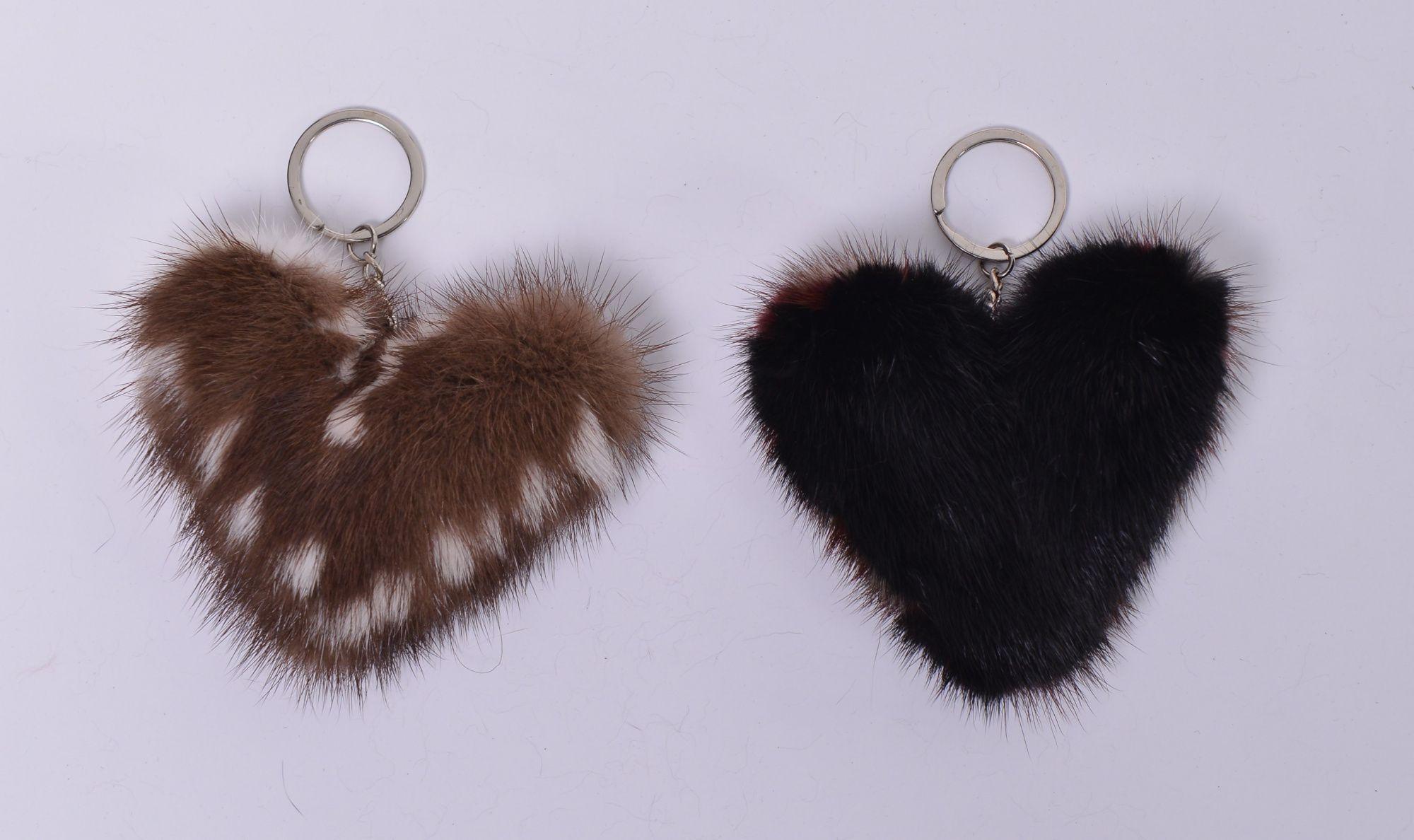 Сувенир из натурального меха фото