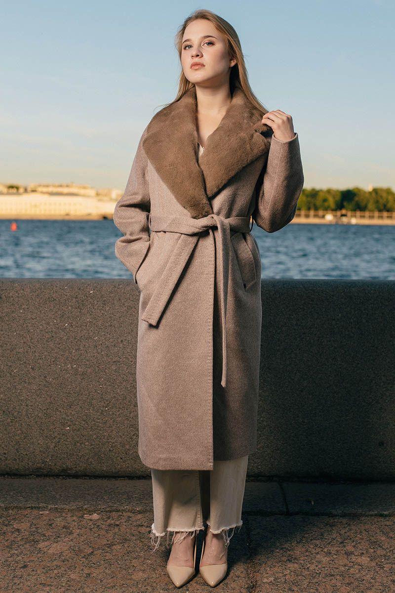 Пальто с английским воротником из норки фото