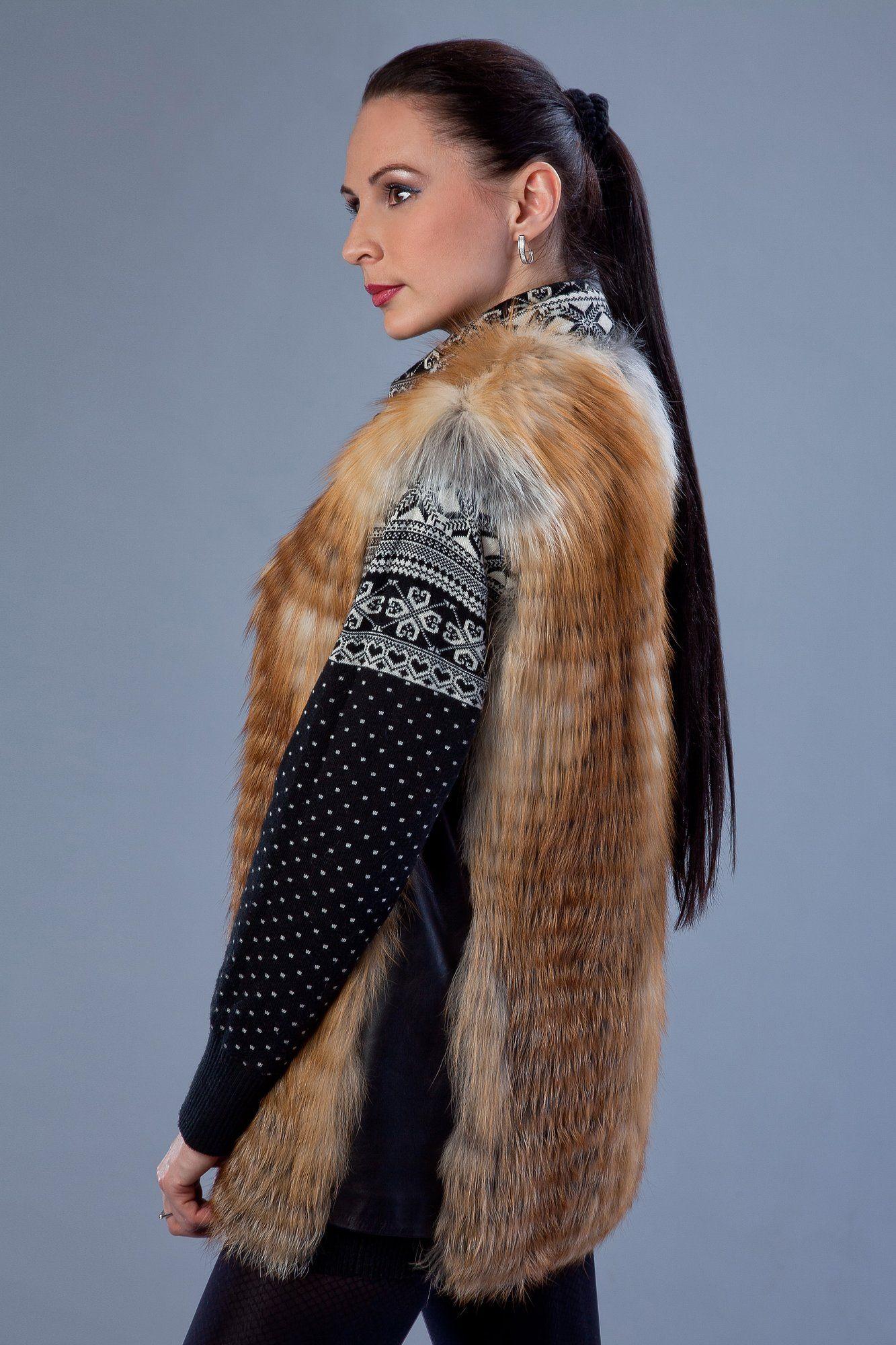 Меховой жилет из лисы фото