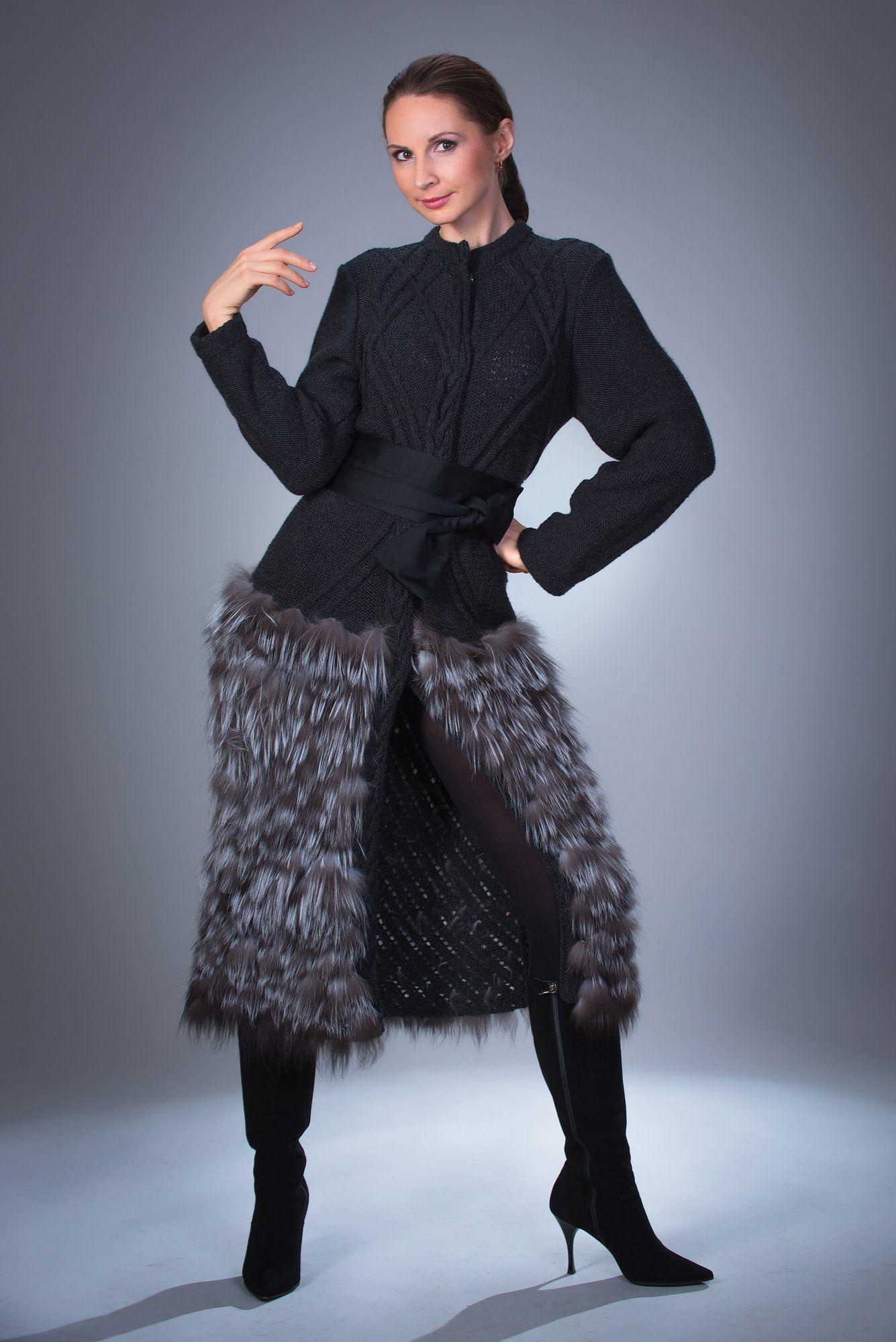 Жакет вязаный c отделкой из чернобурки фото