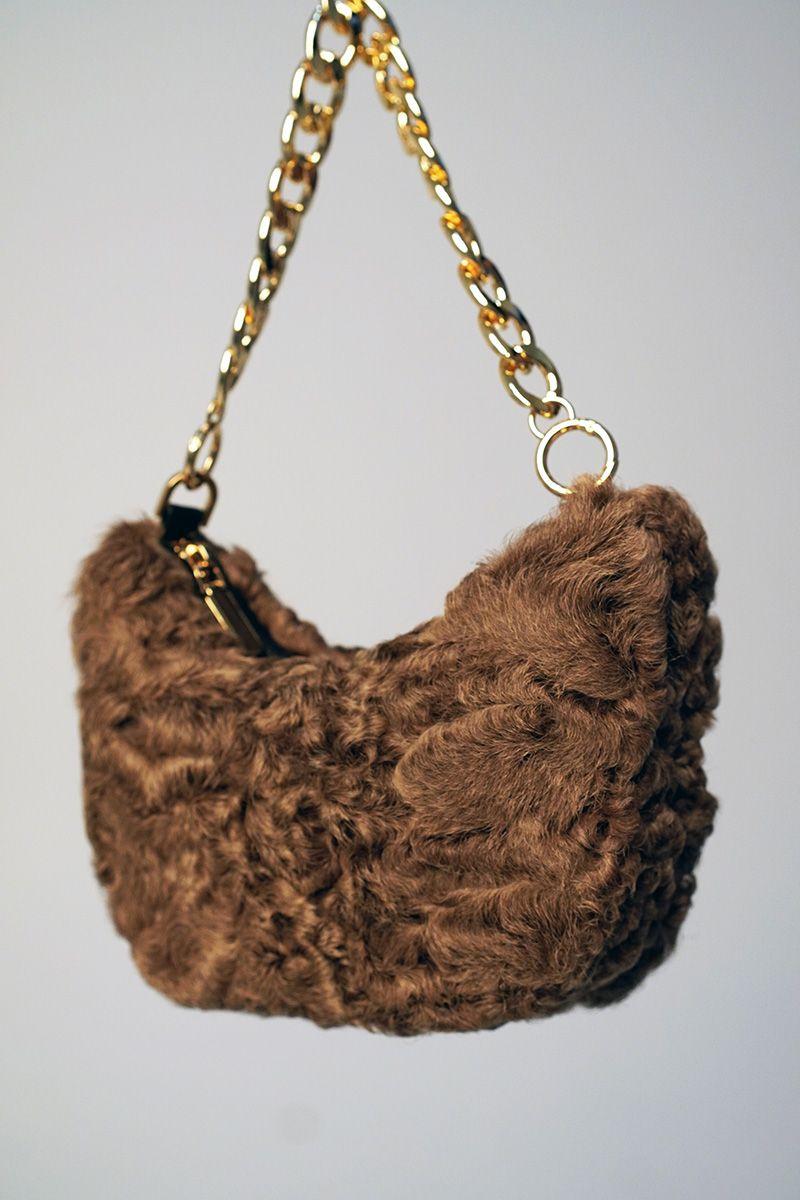 Сумка из меха каракуля фото