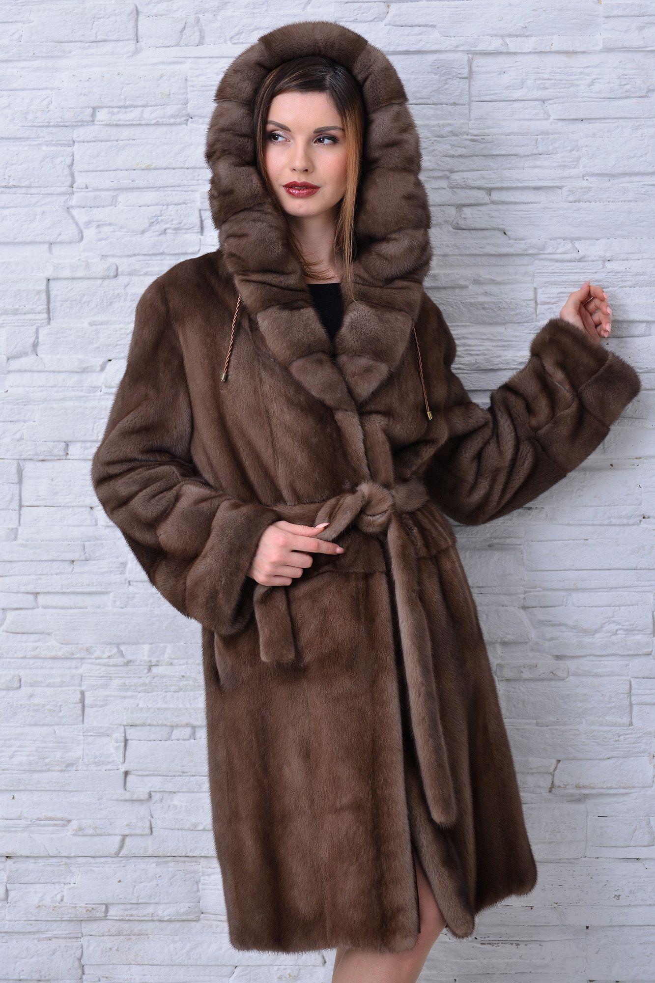 Шуба из норки с капюшоном фото