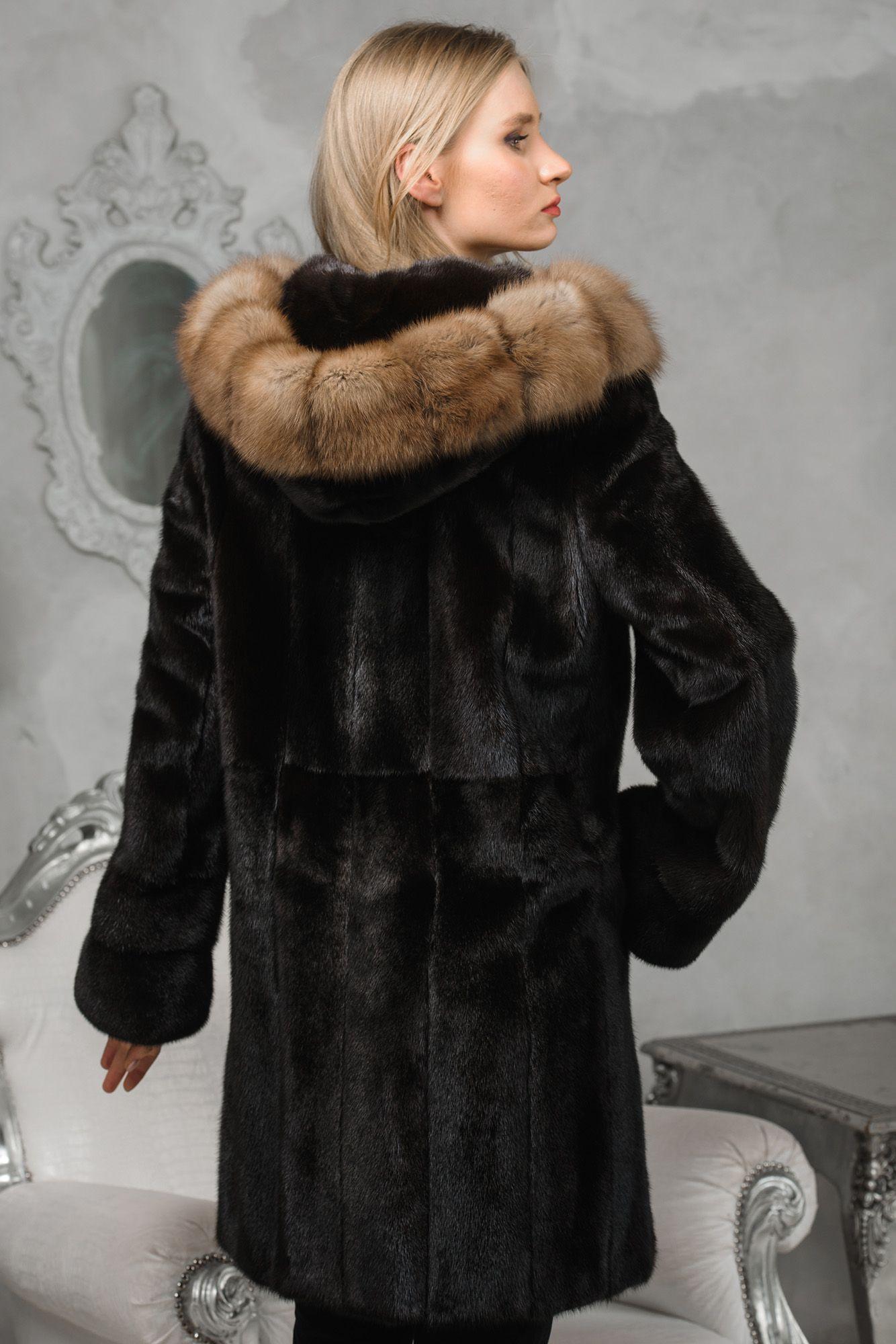 Шуба из норки с куницей фото