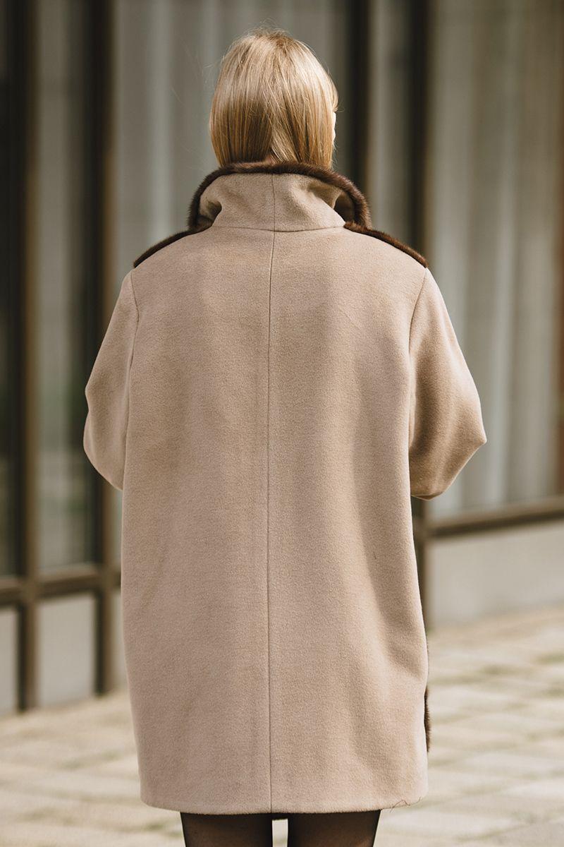 Пальто из кашемира с норкой фото