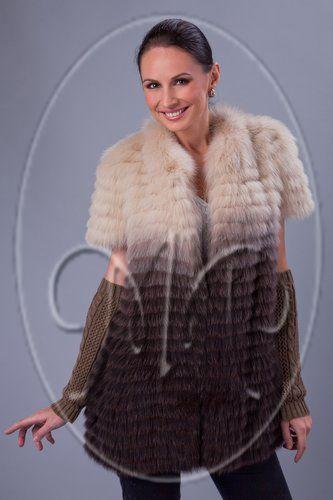Шуба из полярной лисы фото