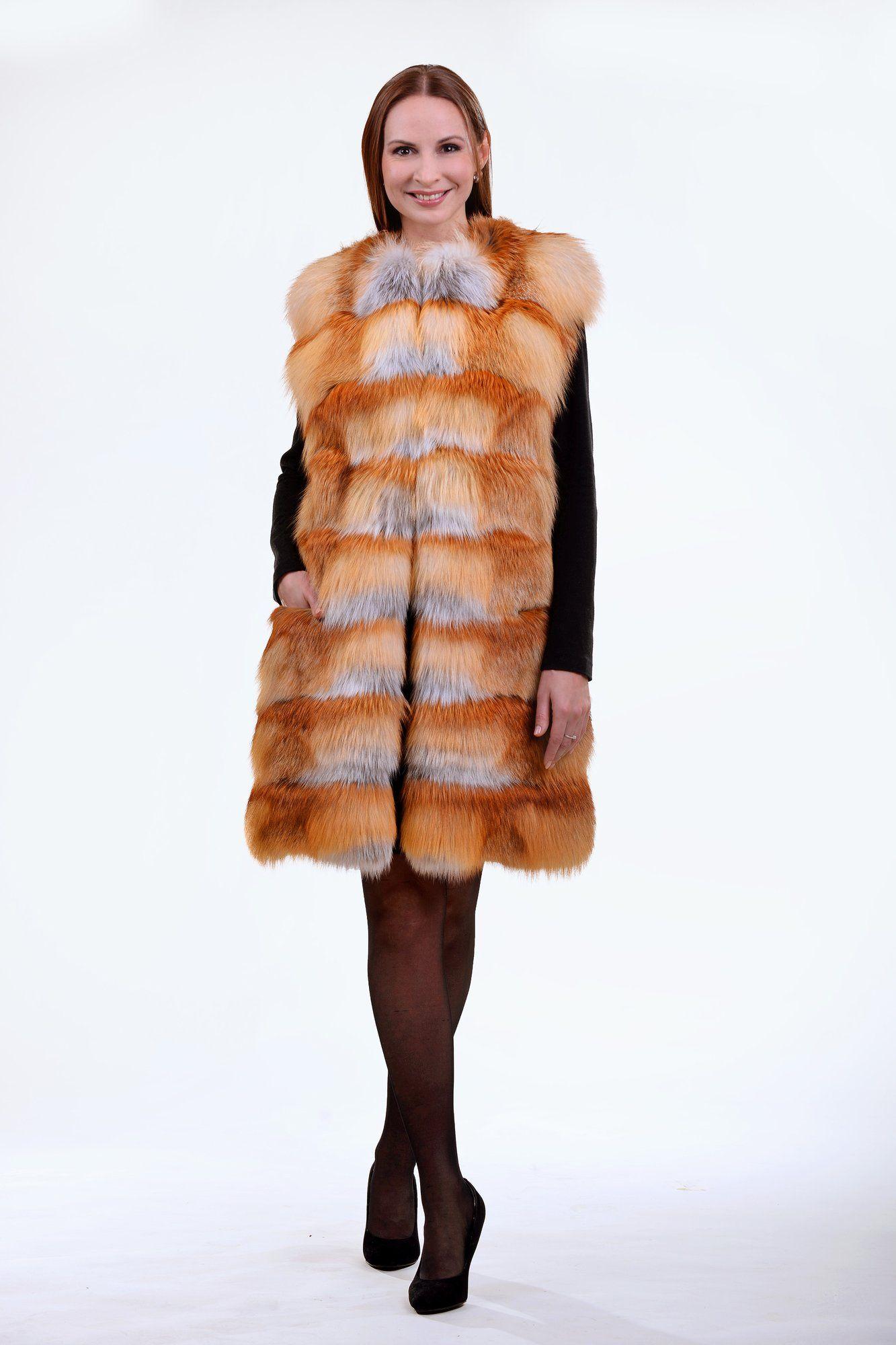 Жилет из лисы фото