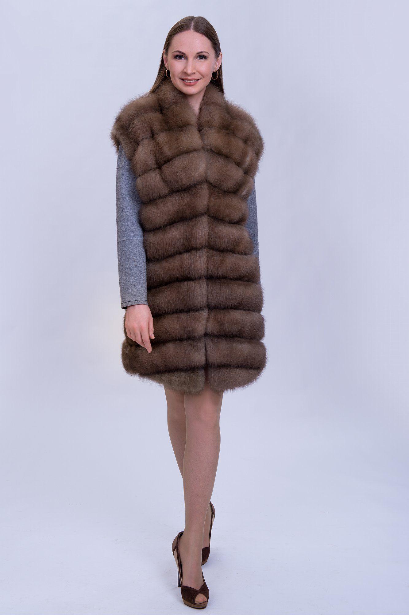 Жилет женский  из меха куницы фото