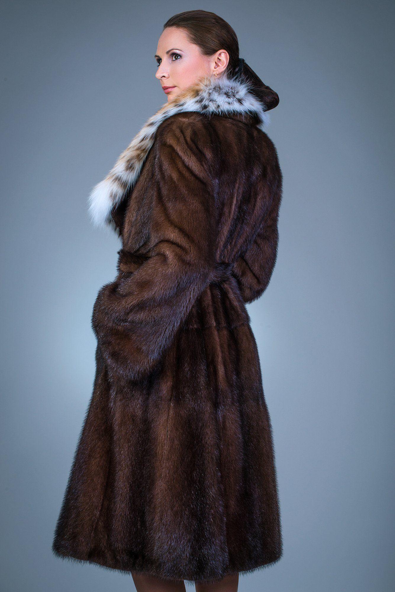Пальто женское из  меха норки + рысь фото