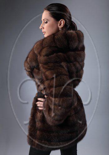 Шуба из баргузинского соболя с английским воротник фото