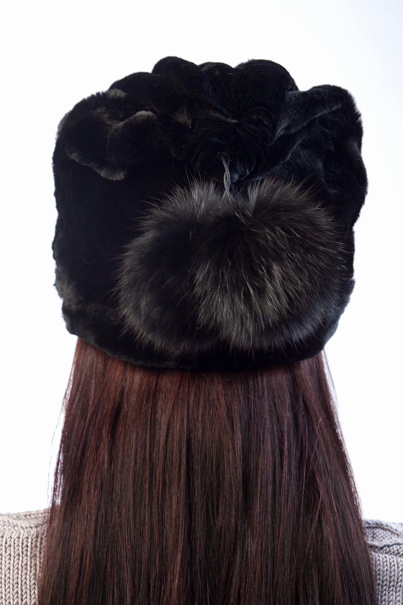 Головной убор из меха кролика фото