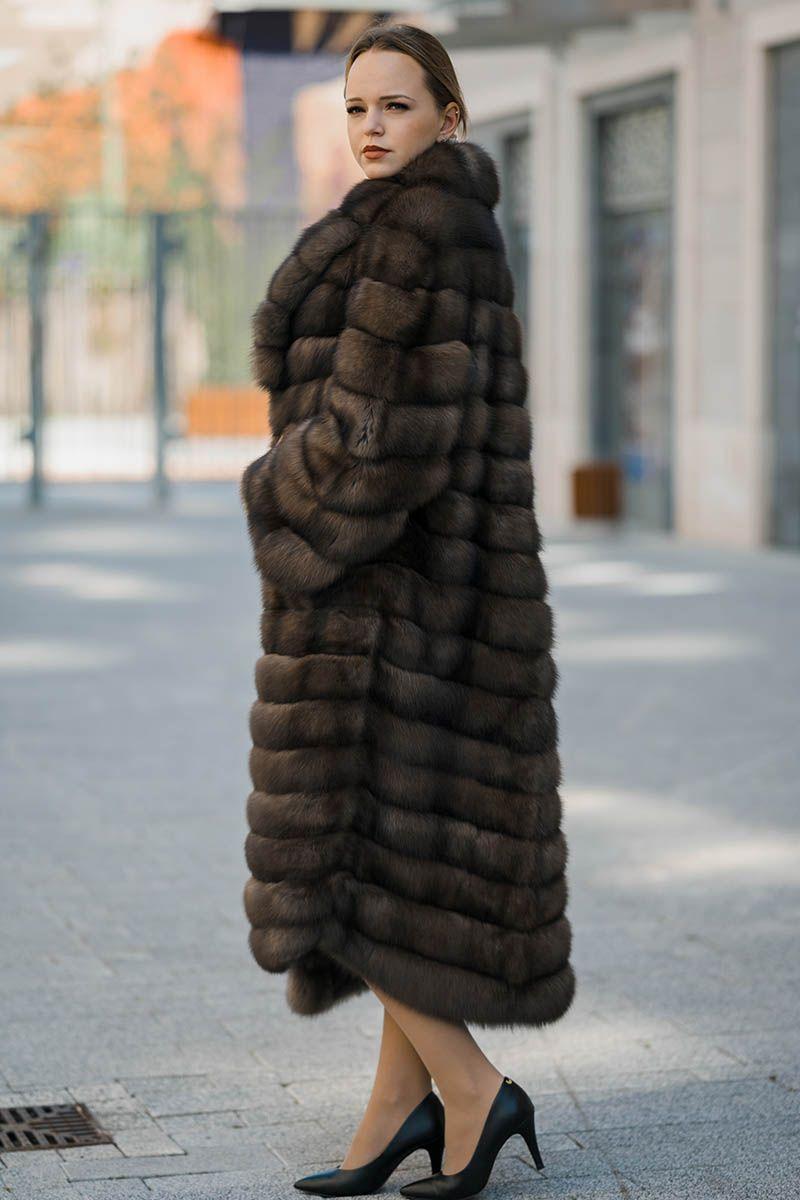 Шуба из меха баргузинского соболя фото