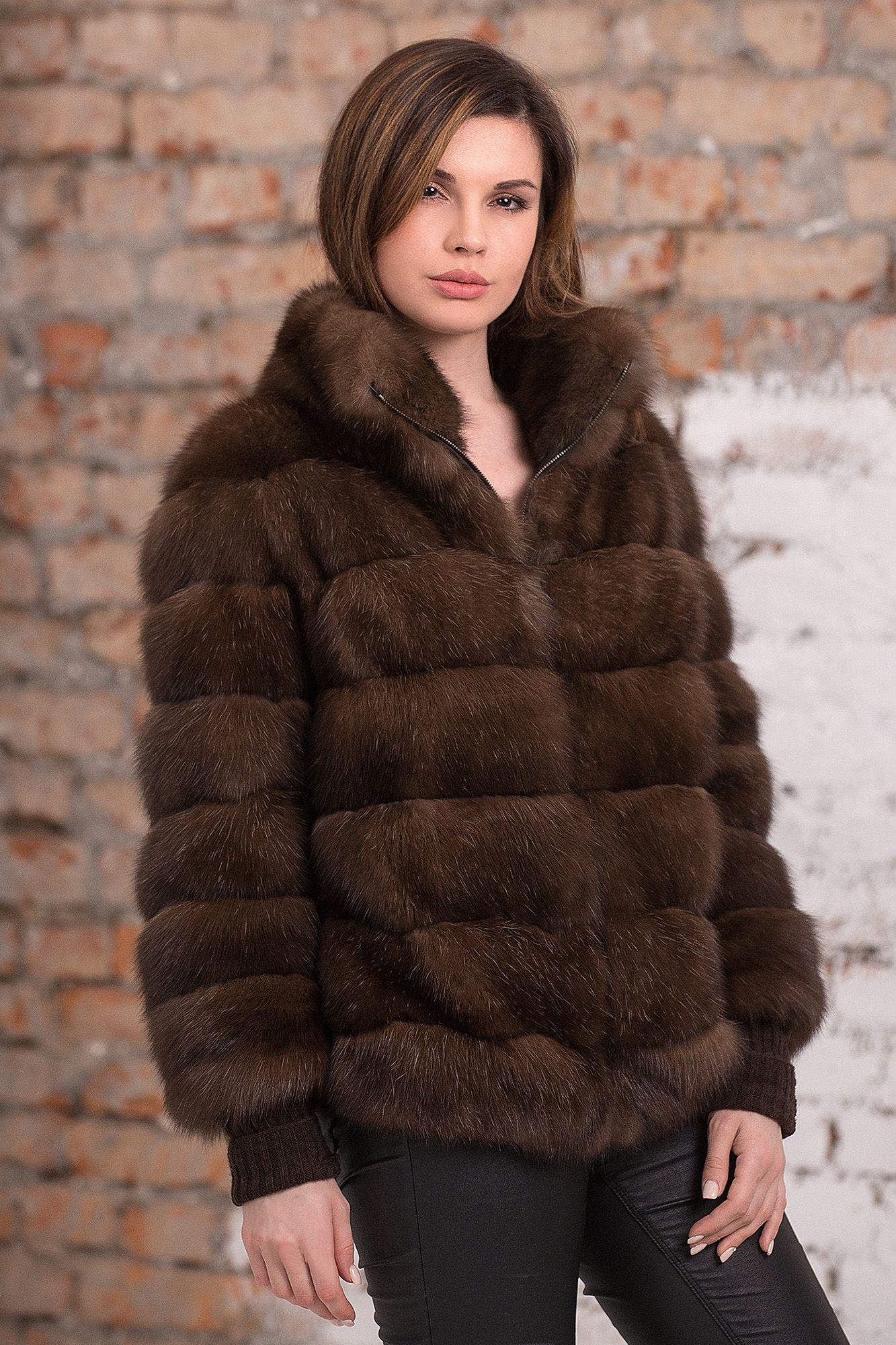 Куртка  из меха соболя с воротником стойка фото