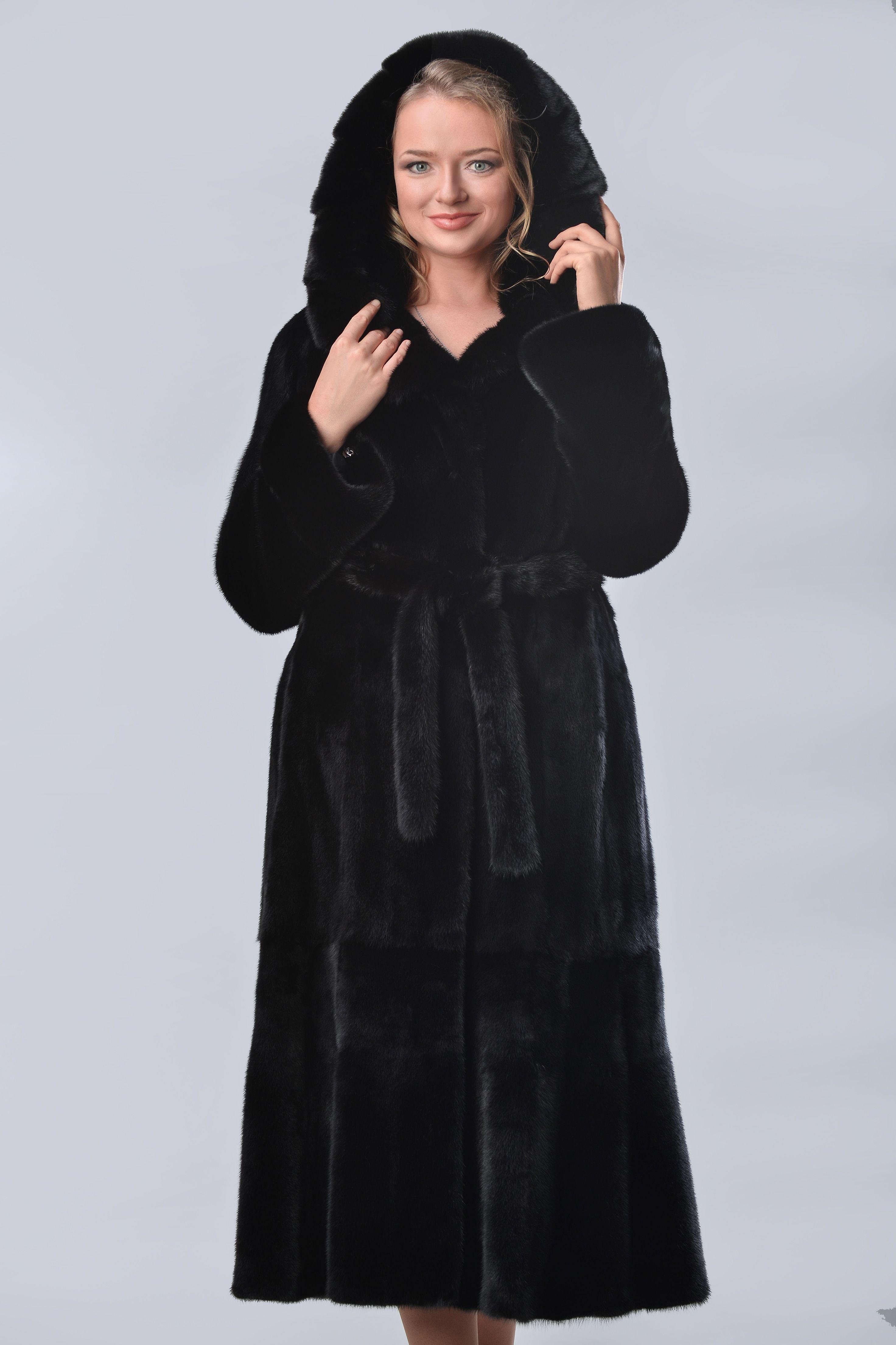Шуба из меха норки с капюшоном фото