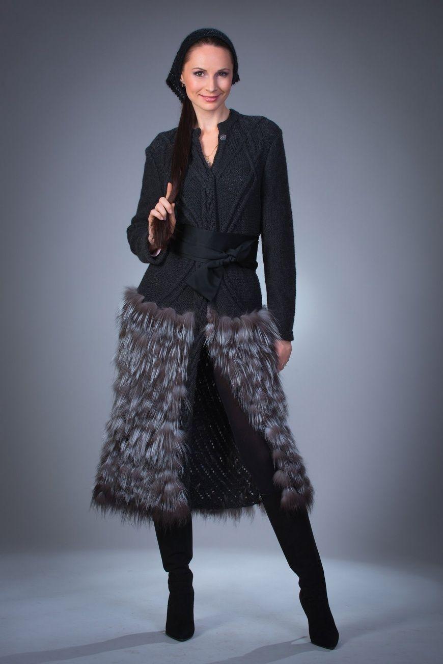 Жакет вязаный c отделкой из чернобурки фото