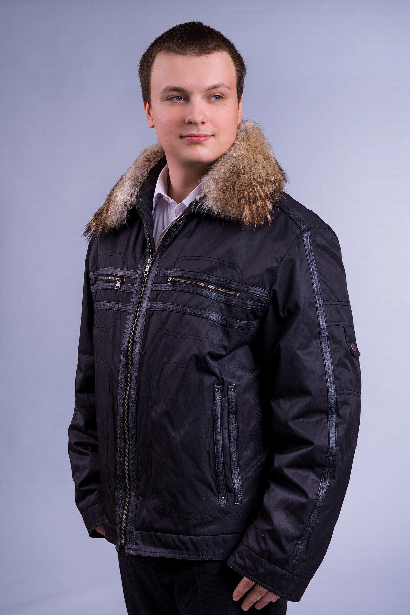 Пуховик с енотом. фото