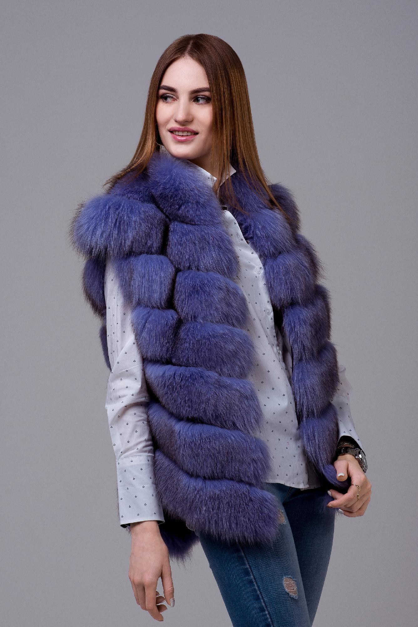 Жилет из меха песца фото