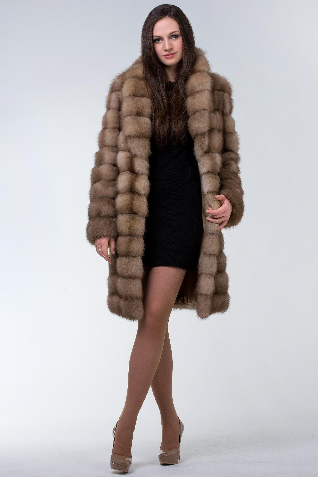 Шуба из меха куницы фото