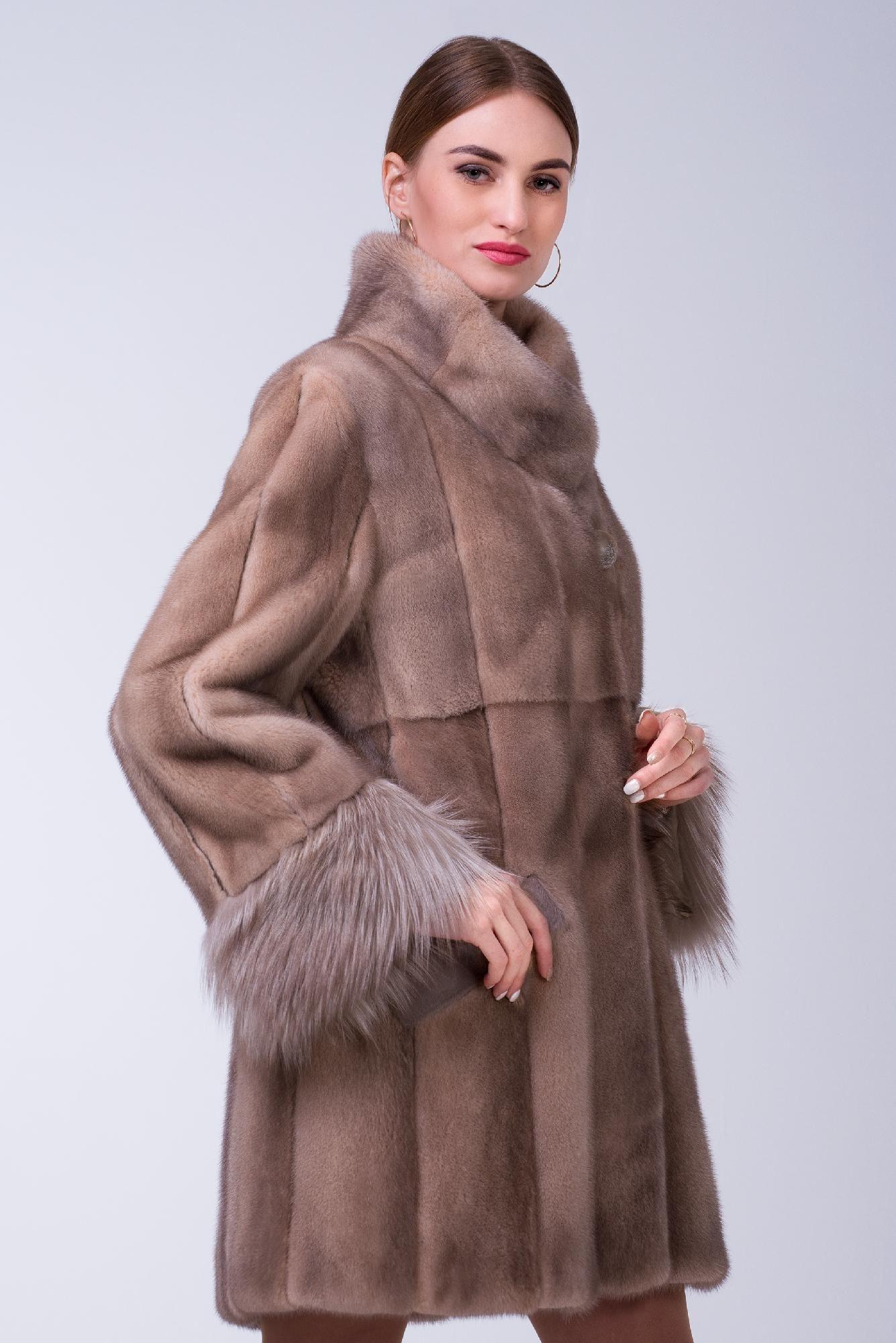 Норкоавя шуба с воротником из лисы фото