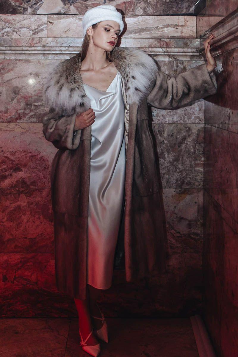 Норковая шуба с капюшоном из рыси фото