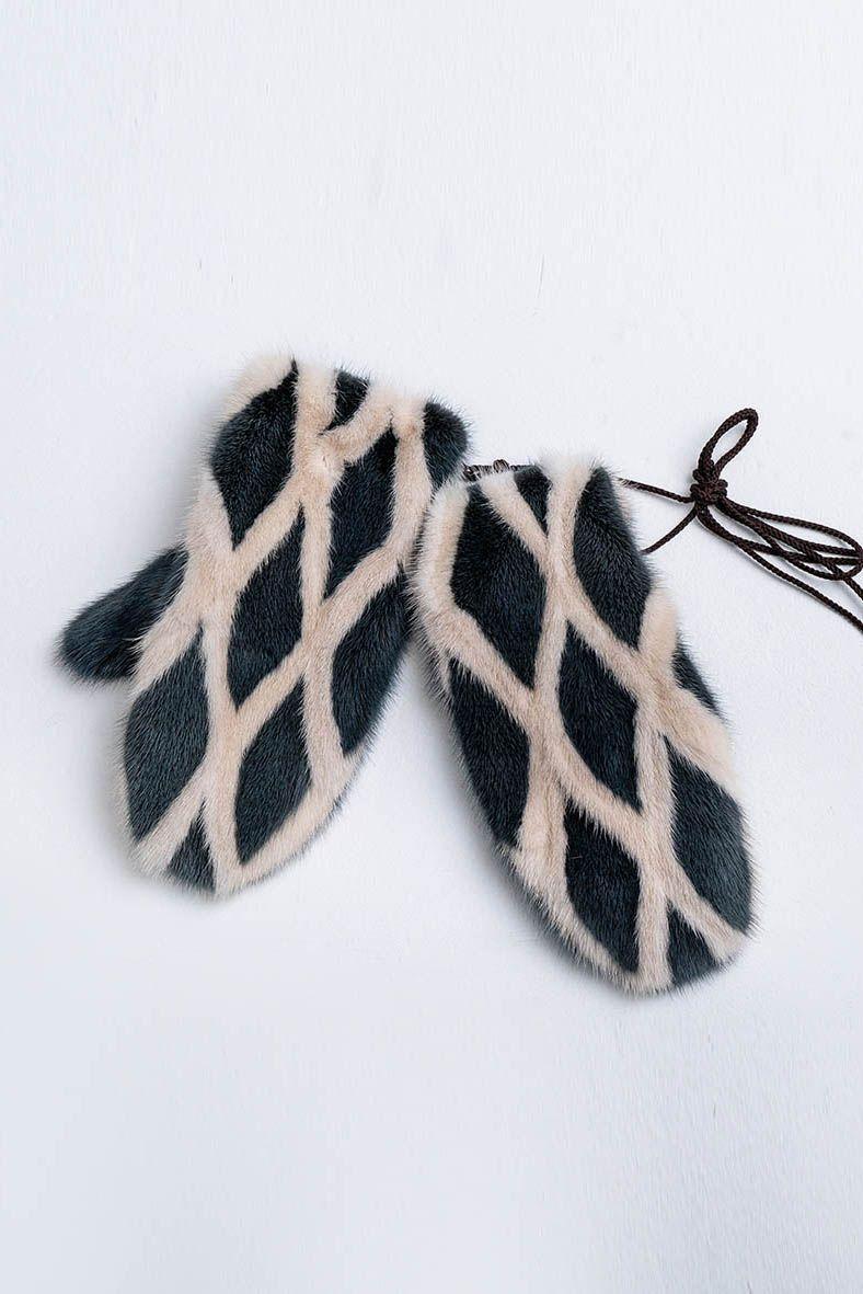 Норковые варежки фото