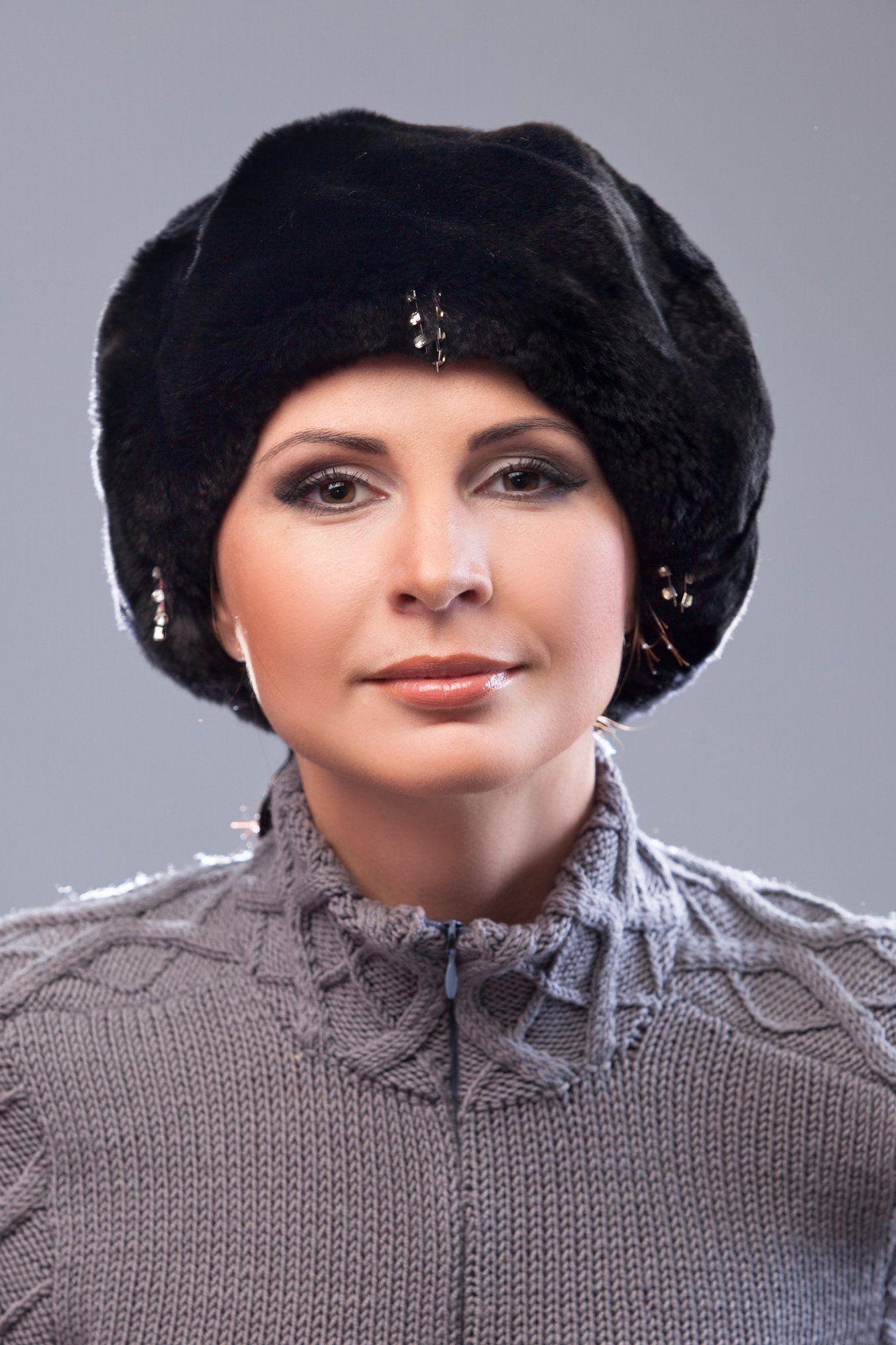 Головной убор из меха кролика фото