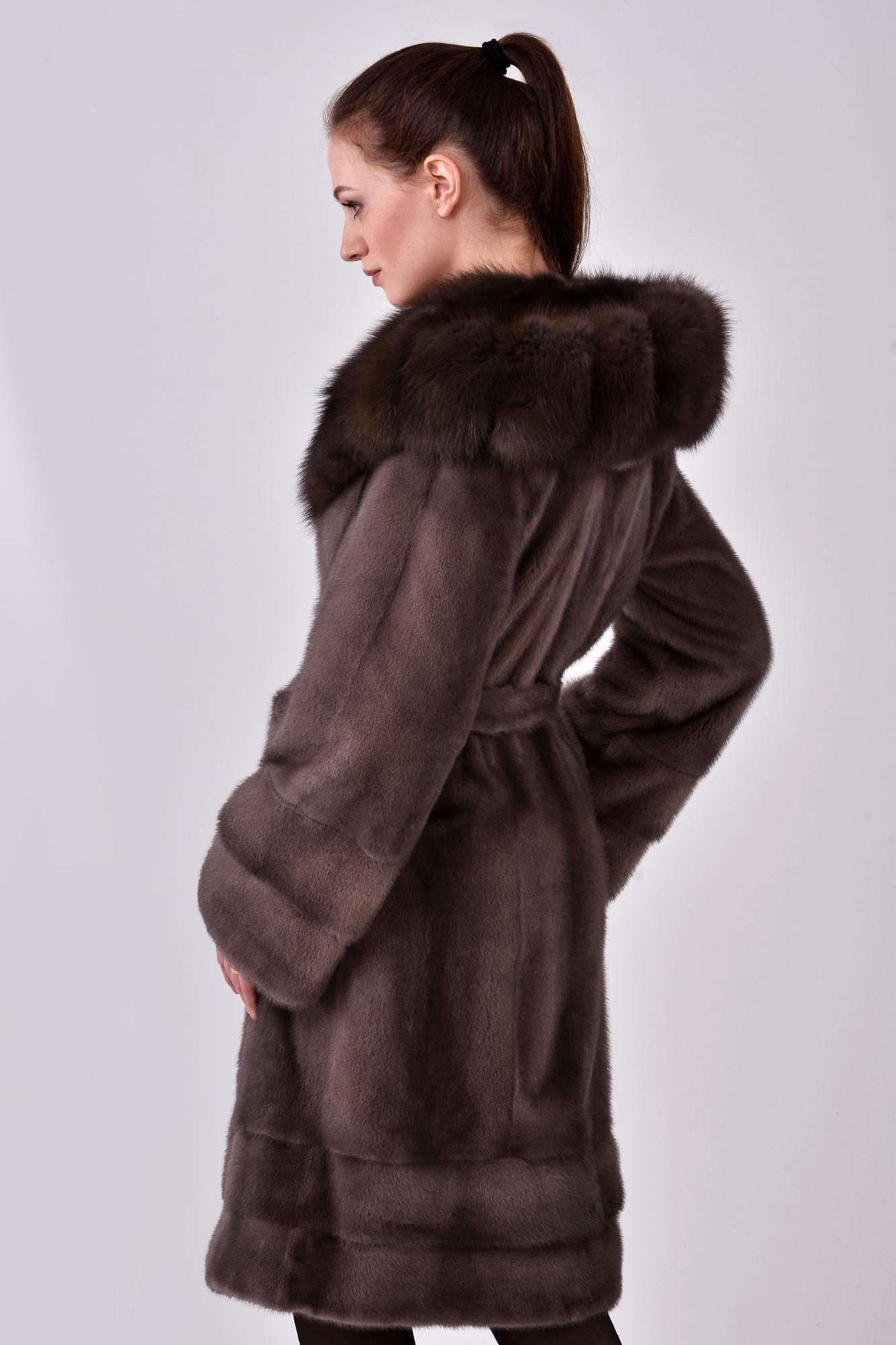 Норковая шуба с капюшоном из куницы фото