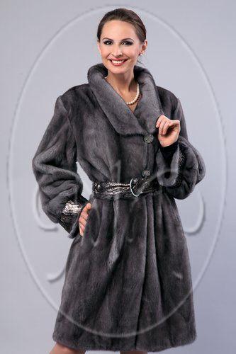 Шуба из норкис  поясом  из кожи питона фото