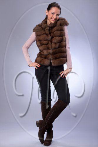 Жилет из баргузинского соболя с воротником стойка фото