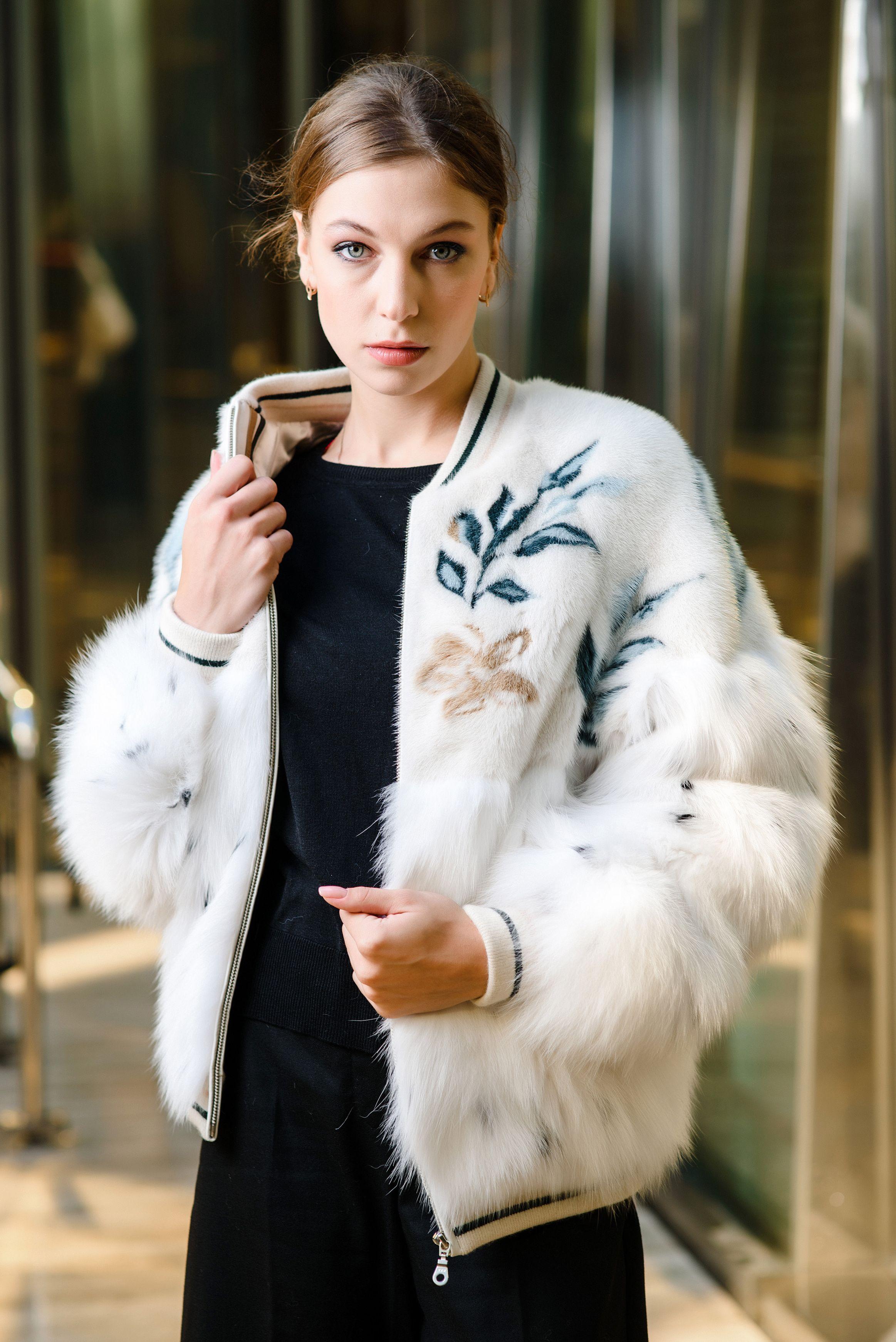 Бомбер из меха норки фото