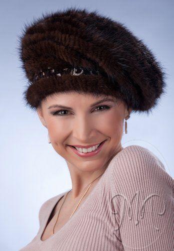 Головной убор вязаный из норки фото
