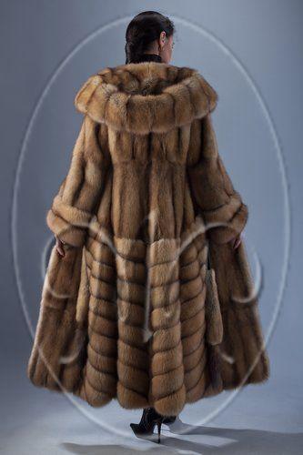 Шуба из баргузинского соболя с капюшоном фото