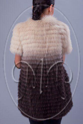 Шуба из полярной лисы фото