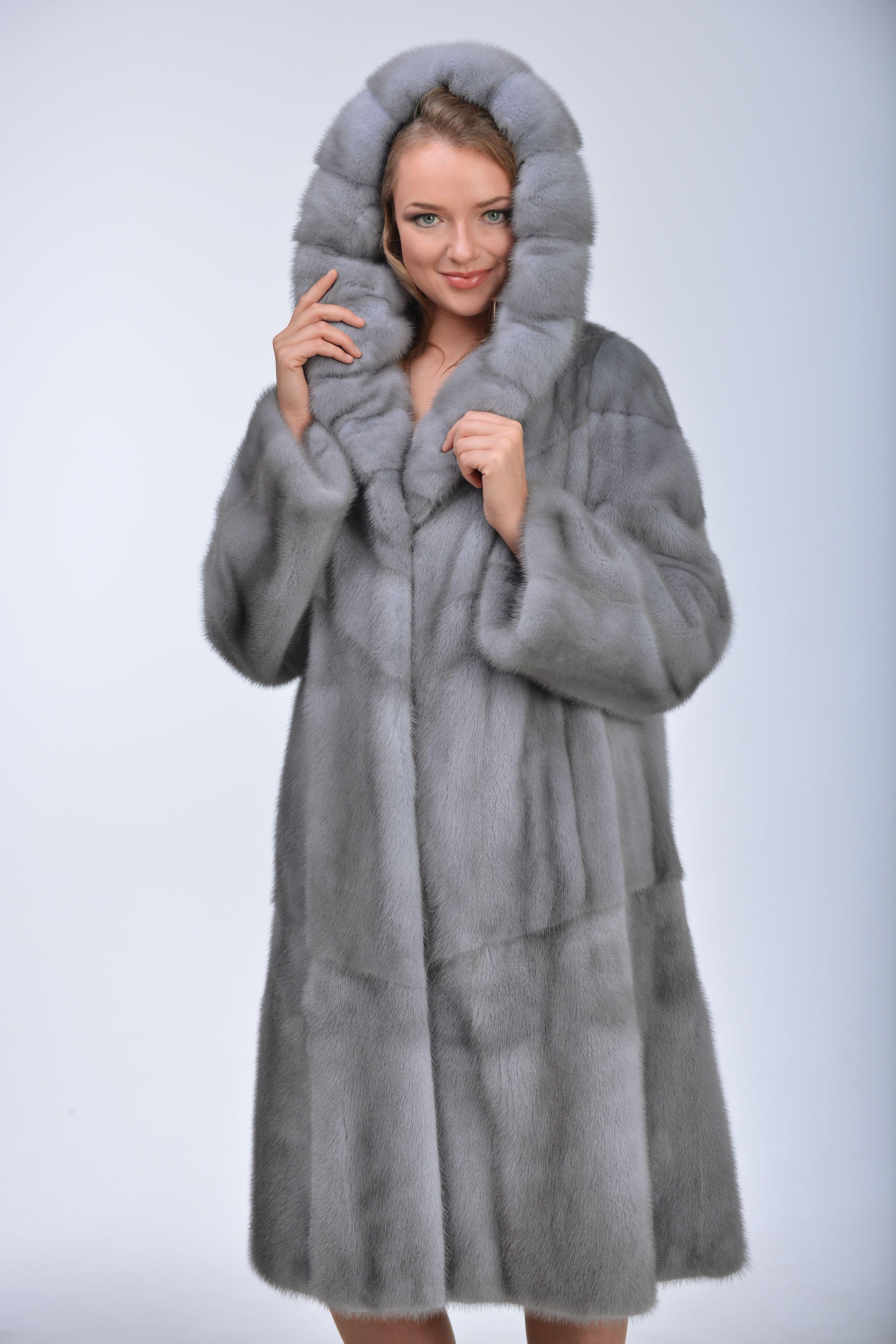 Шуба из норки с капюшоном фото