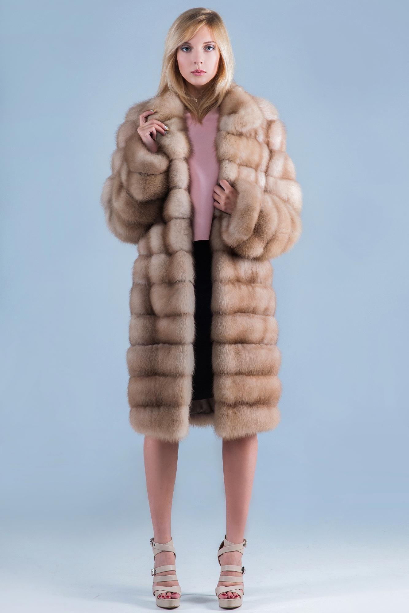 Шуба из меха  куницы фото