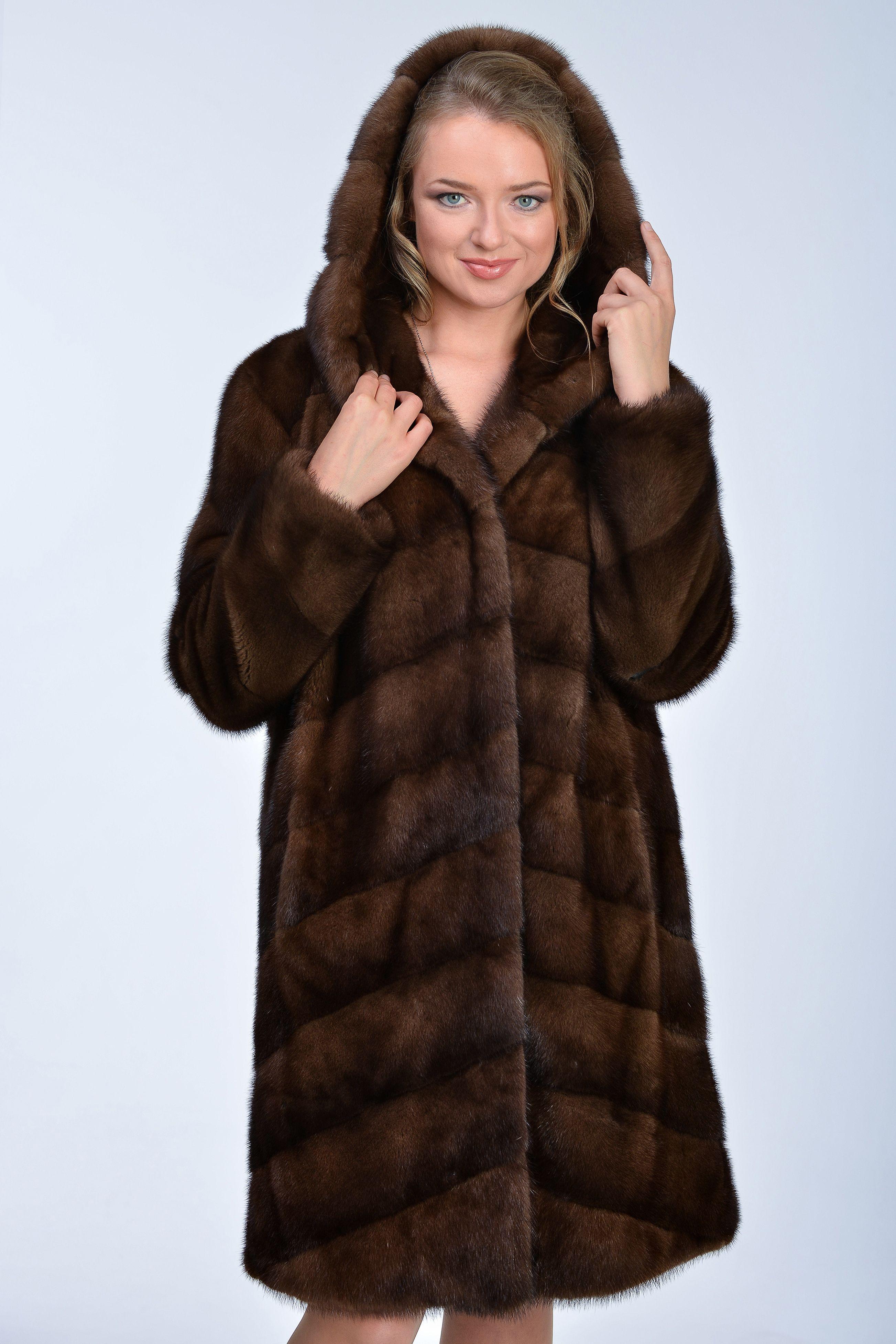 Норковая шуба с капюшоном фото