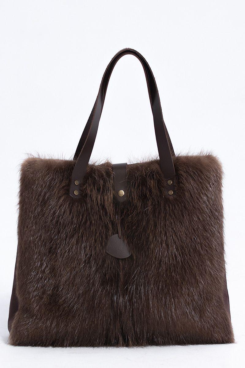 Шоппер с отделкой из меха бобра фото