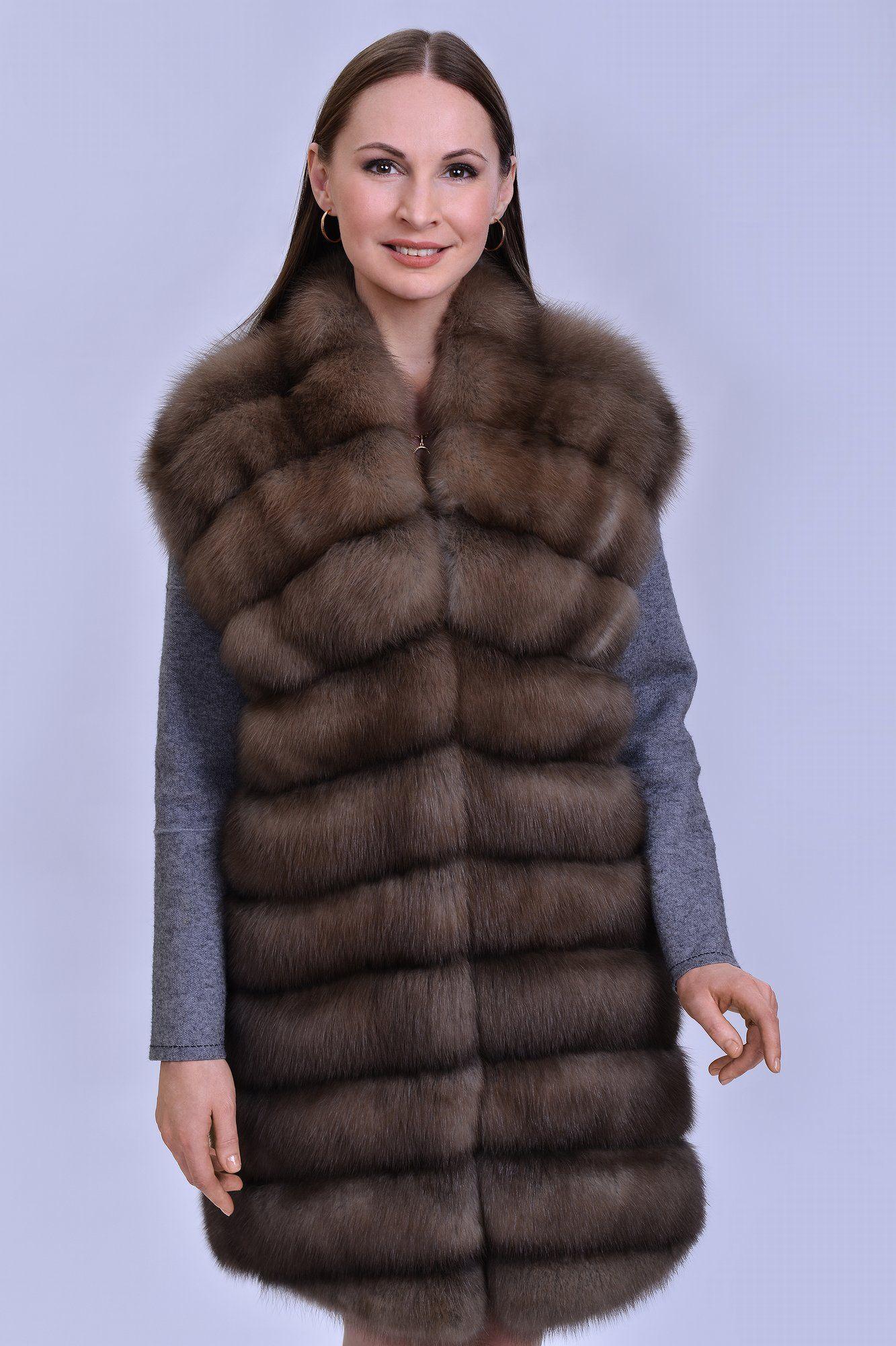 Жилет женский  из меха куницы фото