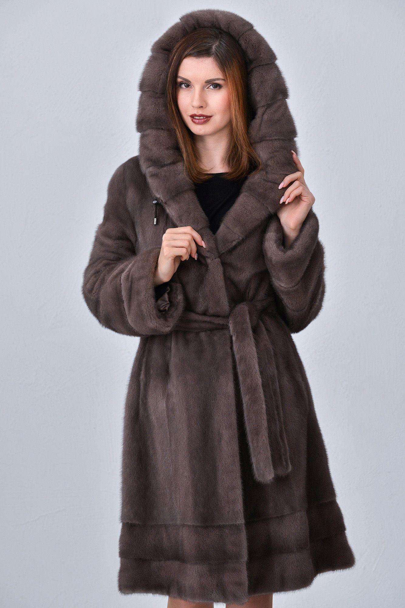 Норковая шуба с капюшоном и поясом фото