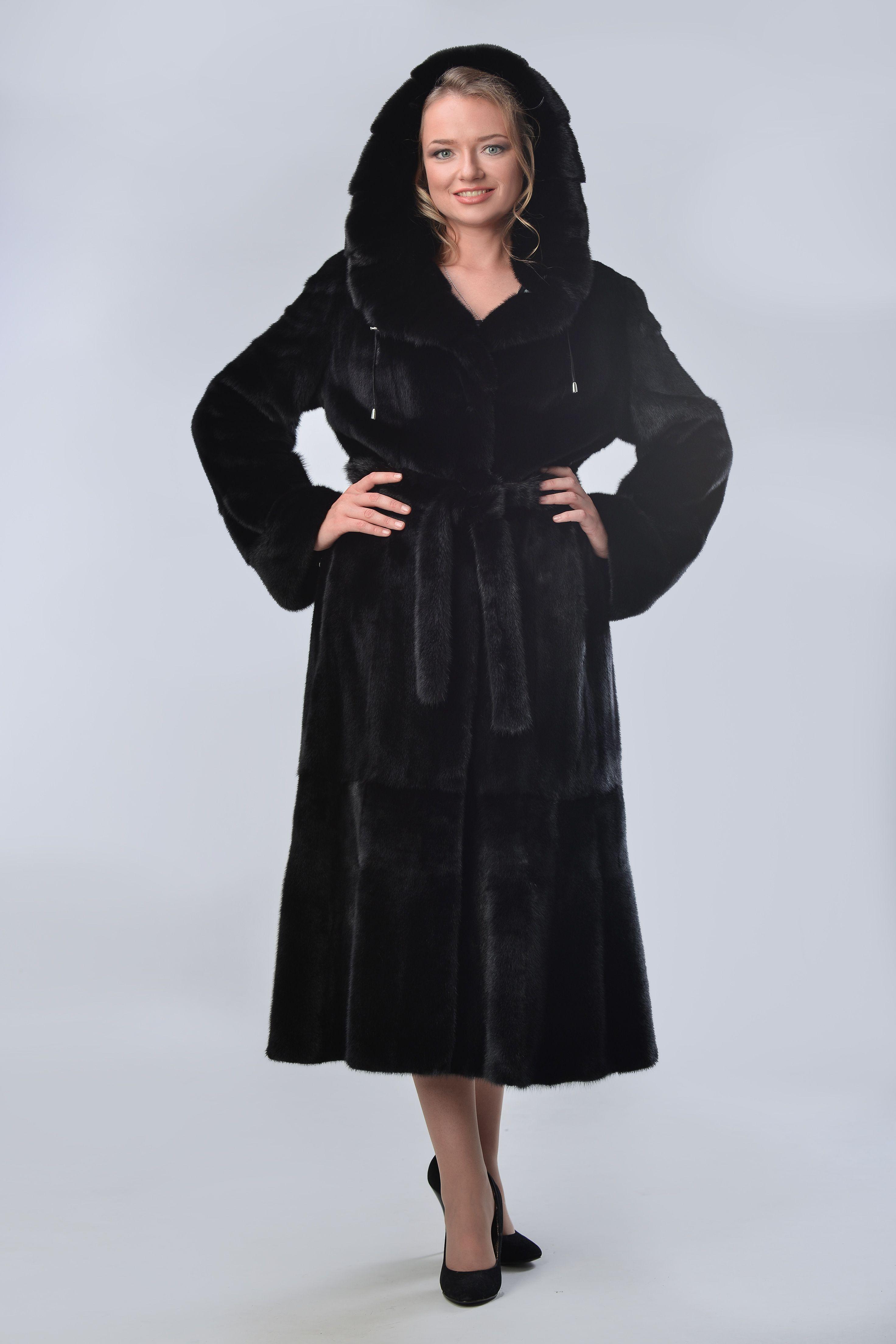 Шуба из меха норки с капюшоном фото