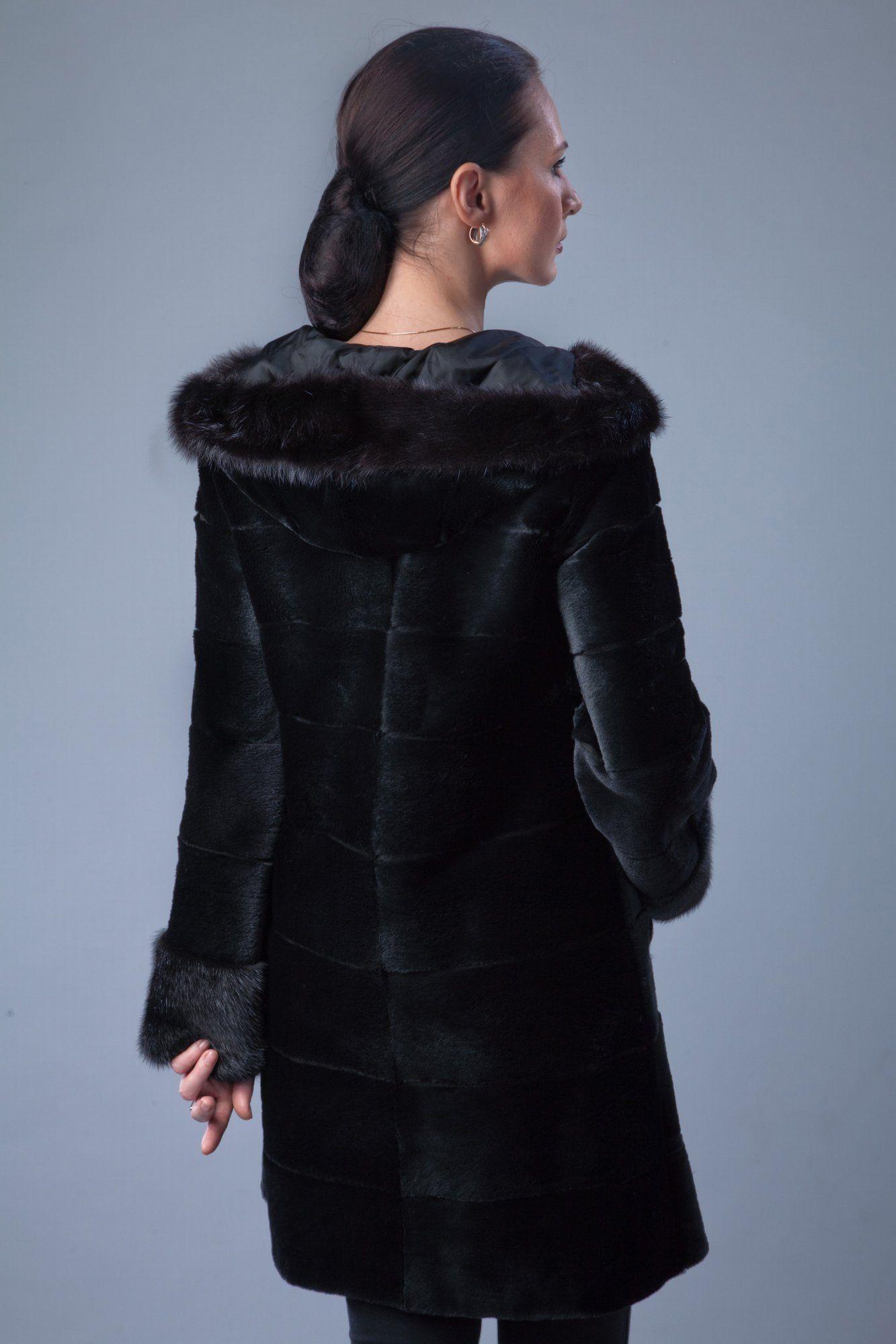 Бобровая шуба с капюшоном фото