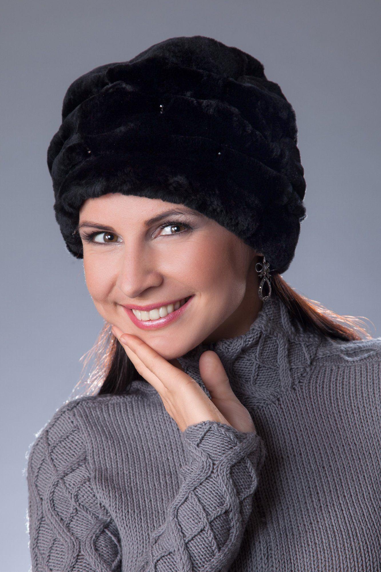 Головной убор из меха кролика фото