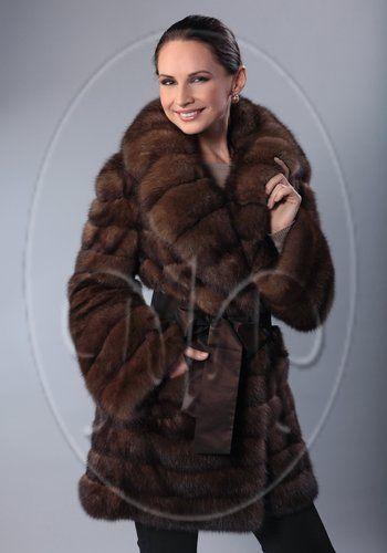 Шуба из баргузинского соболя с английским воротник фото